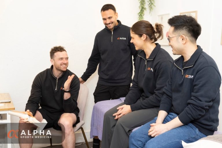Physiotherapist, Osteopath And Chiropractor For Back Pain | Alpha Sports Med Ascot Vale